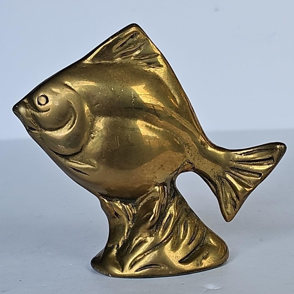 Vintage Wal-Mart Solid Brass Fish‎ Figurine 3in Nautical Coastal Decor Taiwan